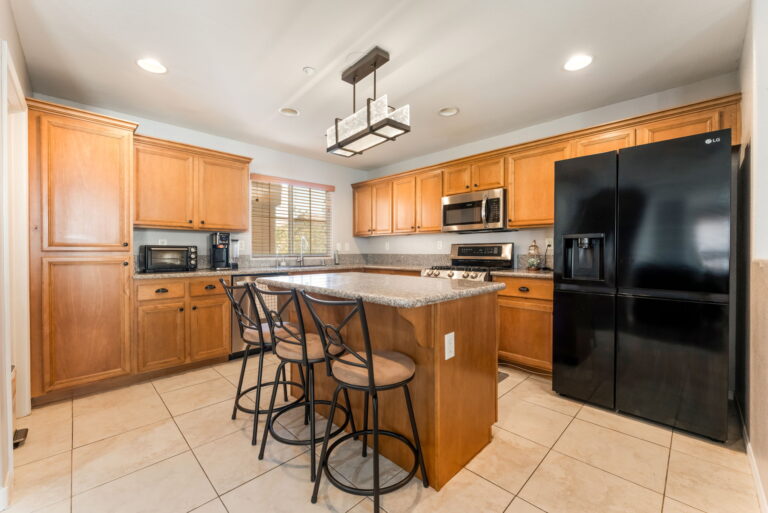8929 James Carl Court photo 11