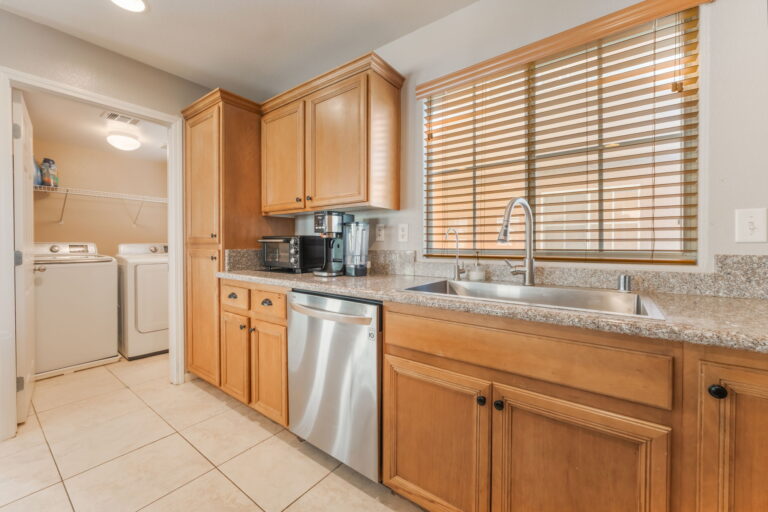 8929 James Carl Court photo 13