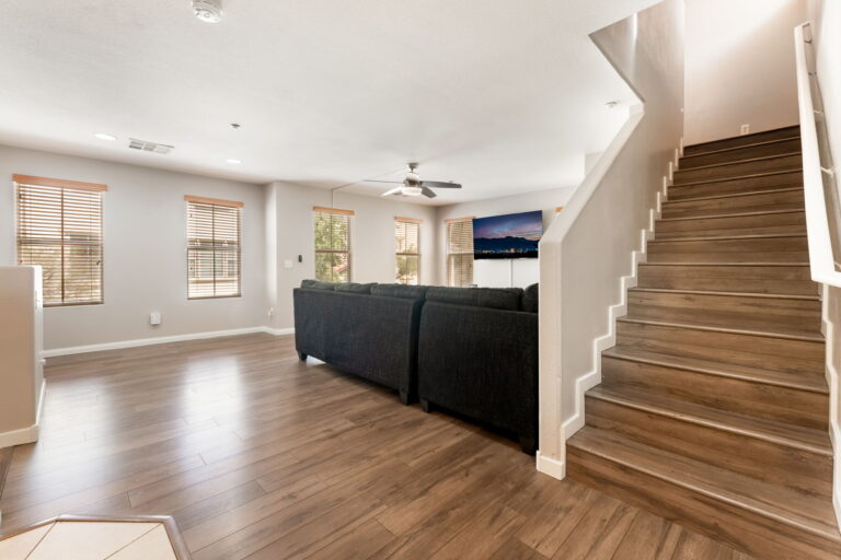 8929 James Carl Court photo 16