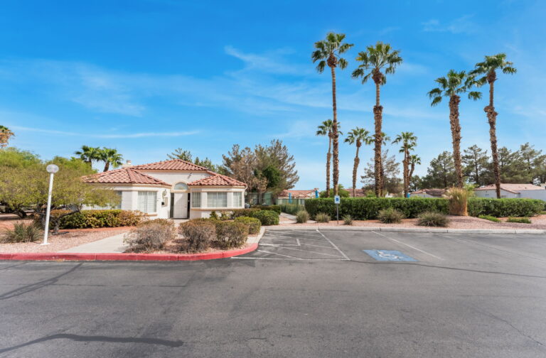 5424 Comchec Way #105 photo 32