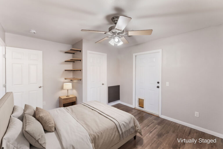 8929 James Carl Court photo 27